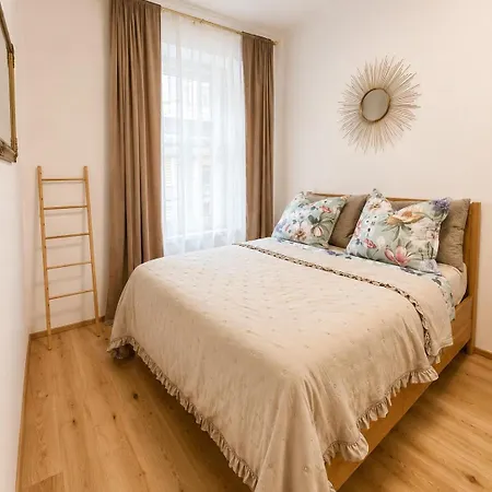 Legerova Urban Charm דירה